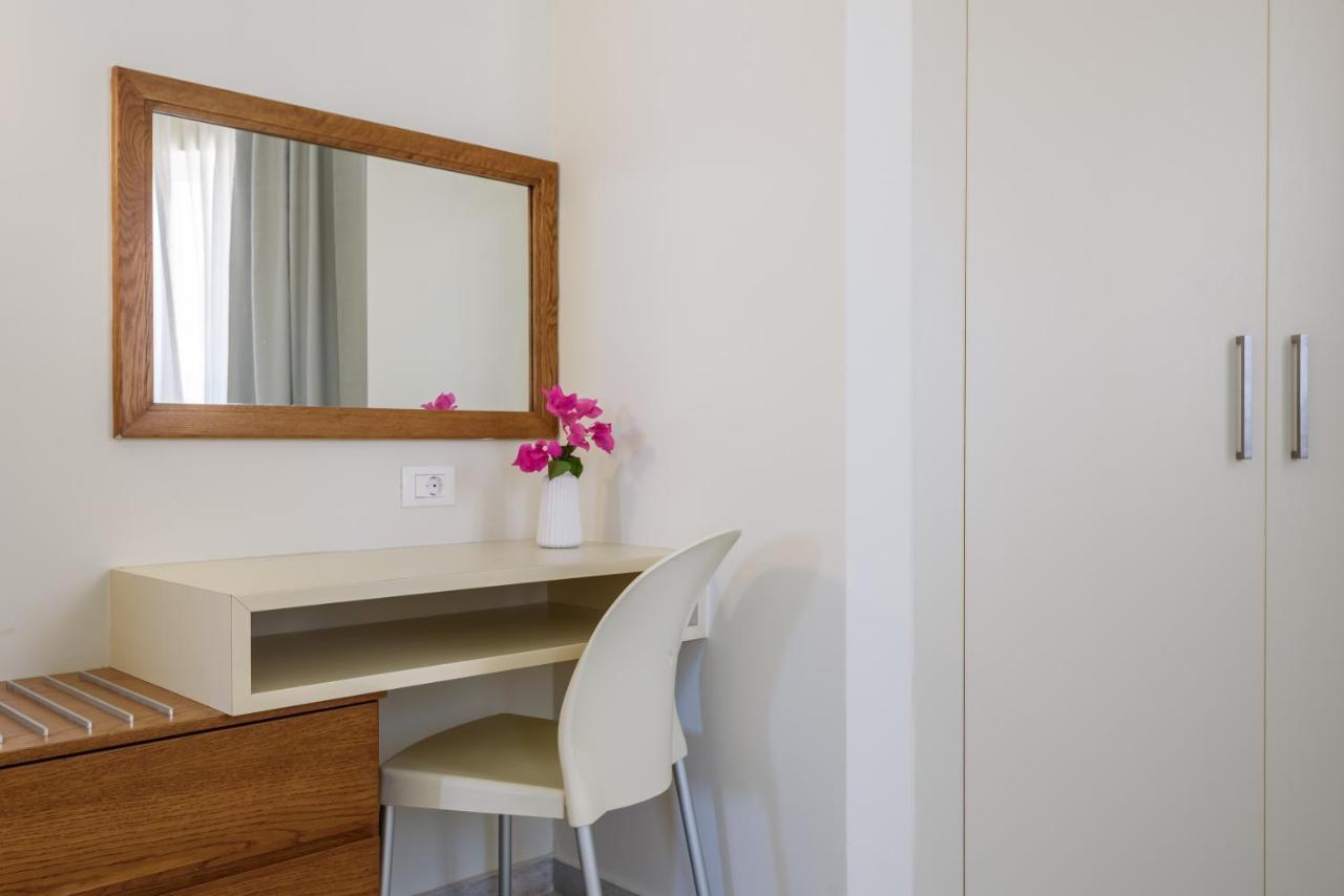 Despina Apartments Platanias  Bagian luar foto