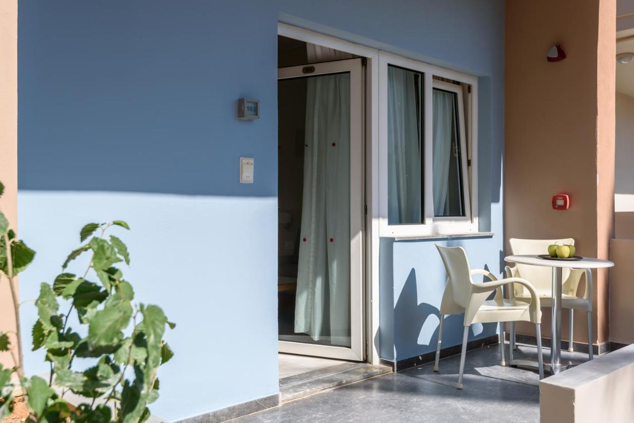 Despina Apartments Platanias  Bagian luar foto
